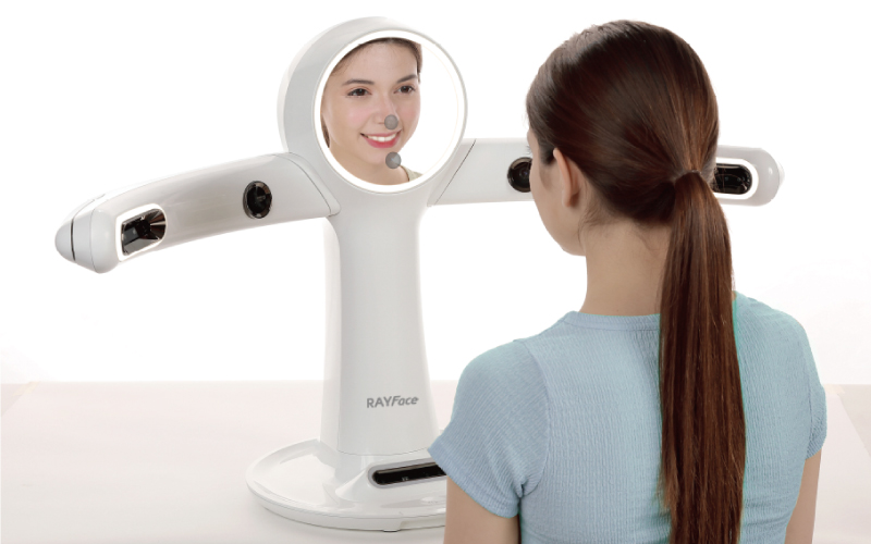 RAYFaceの特徴:0.5秒以内のワンショット撮影で、患者さんと撮影者の負担を軽減